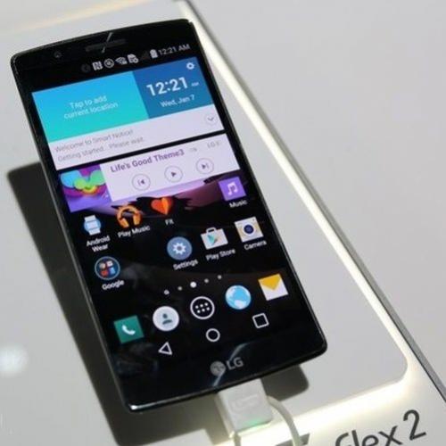 O LG G Flex 2 é curvado e estranho, mas é um belo smartphone